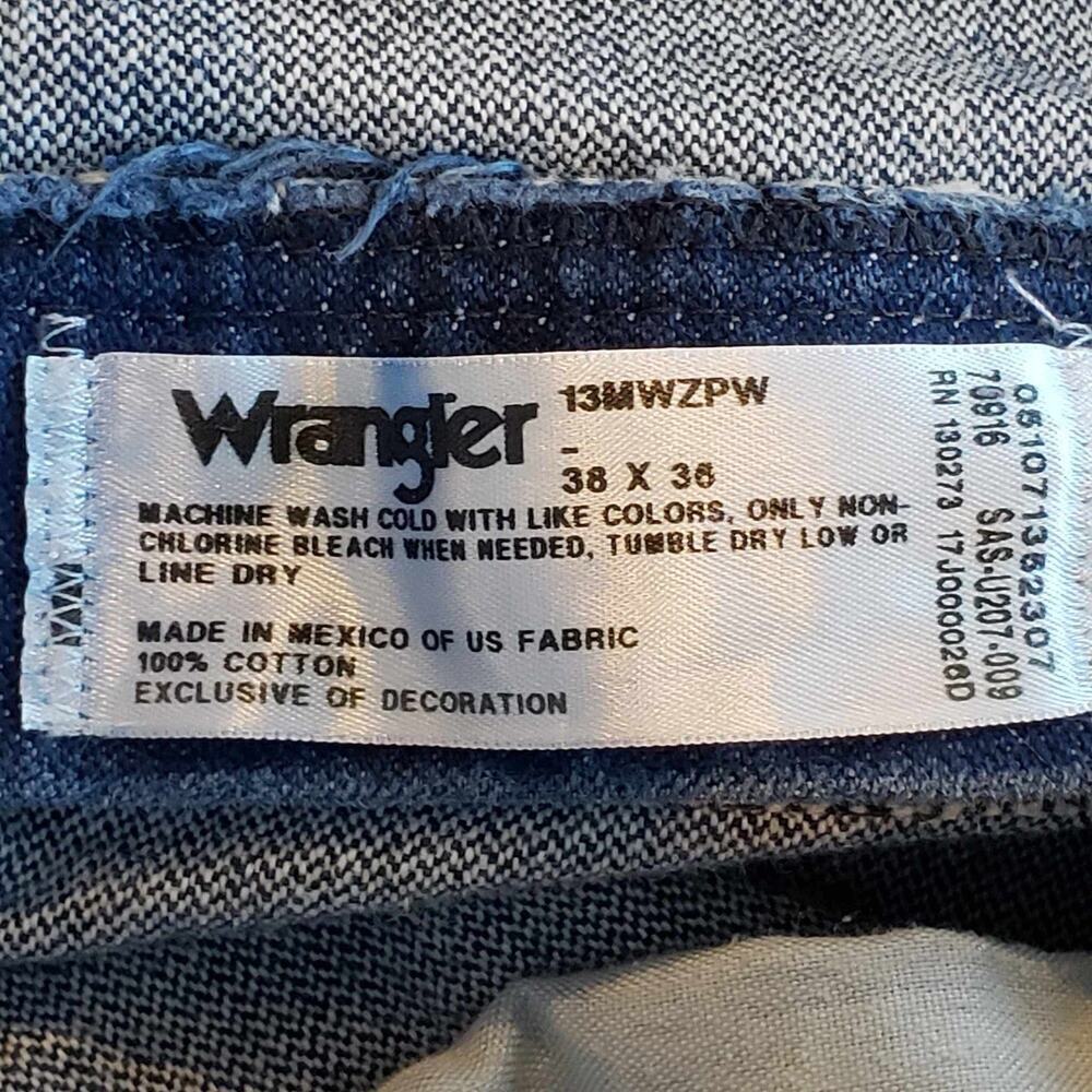 Wrangler Jeans Men’s Size 38x36 Tall Straight Leg Blue Rodeo Leather Patch 38 - Picture 4 of 11